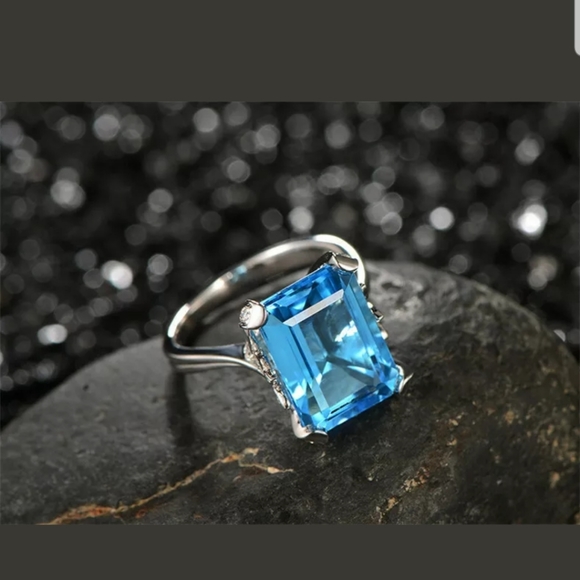 NEW sea blue sapphire 18k white gold plated ring - Picture 4 of 4